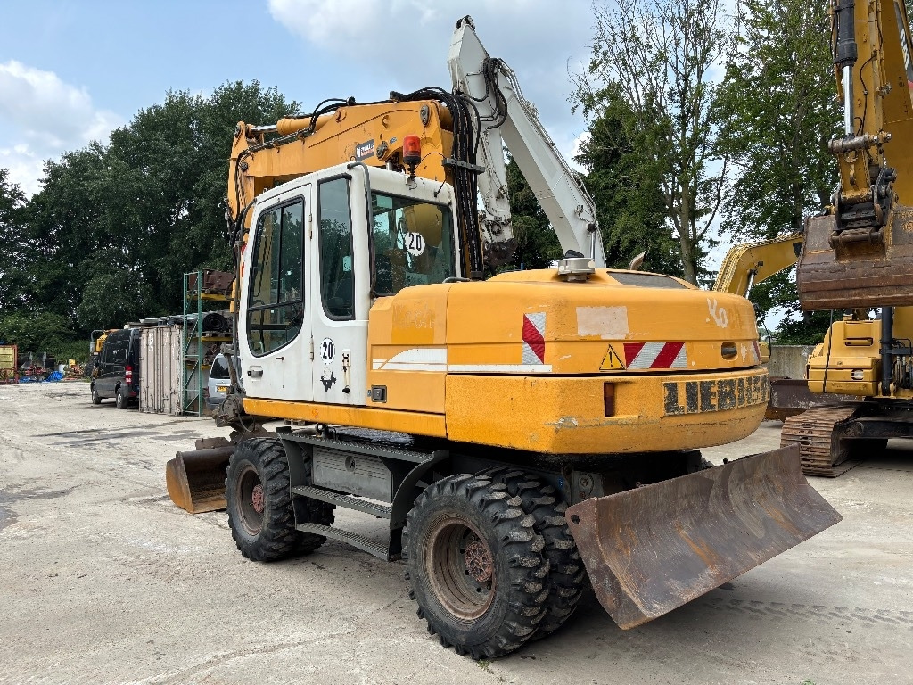 Liebherr A316 - Багер на тркала: слика 3 Liebherr A316 - Багер на тркала: слика 3