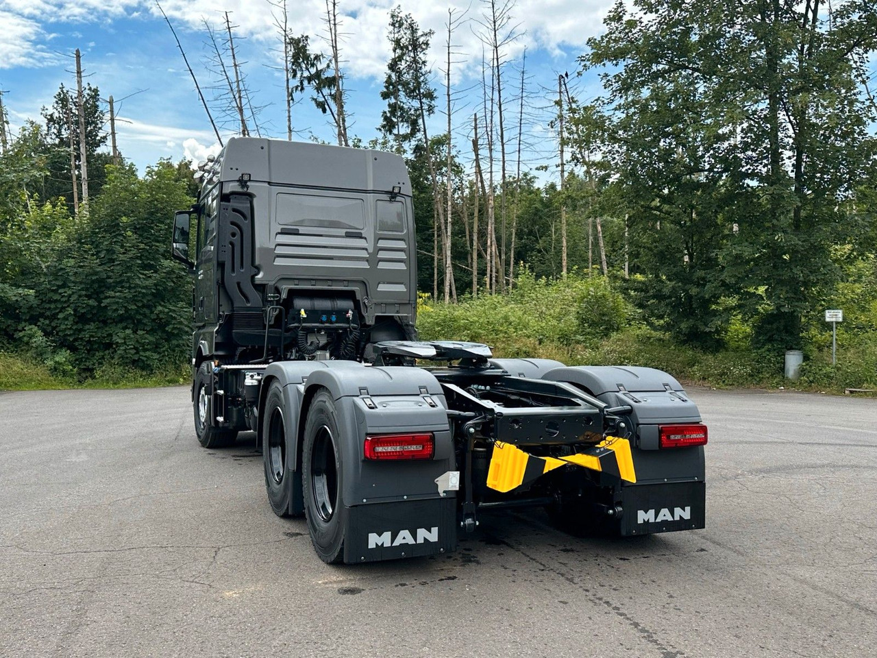 MAN TGX 26.580 6x4 Retarder - Камион влекач: слика 3 MAN TGX 26.580 6x4 Retarder - Камион влекач: слика 3