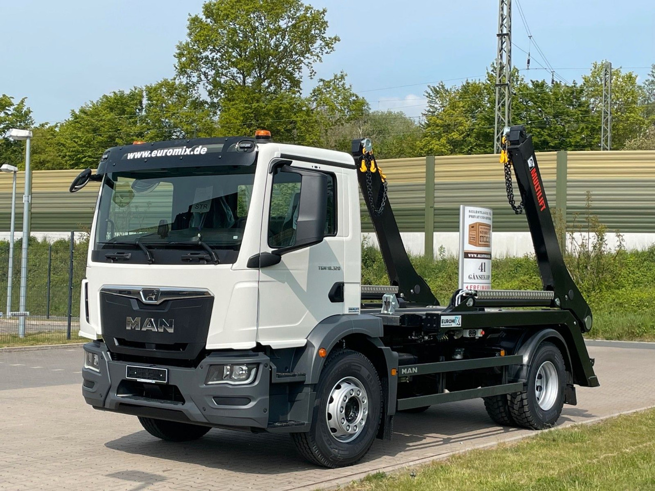 MAN TGM 18.320 4x2 Euro 6e Hiab Multilift Futura 12 - Кипер, Камион со кран: слика 1 MAN TGM 18.320 4x2 Euro 6e Hiab Multilift Futura 12 - Кипер, Камион со кран: слика 1