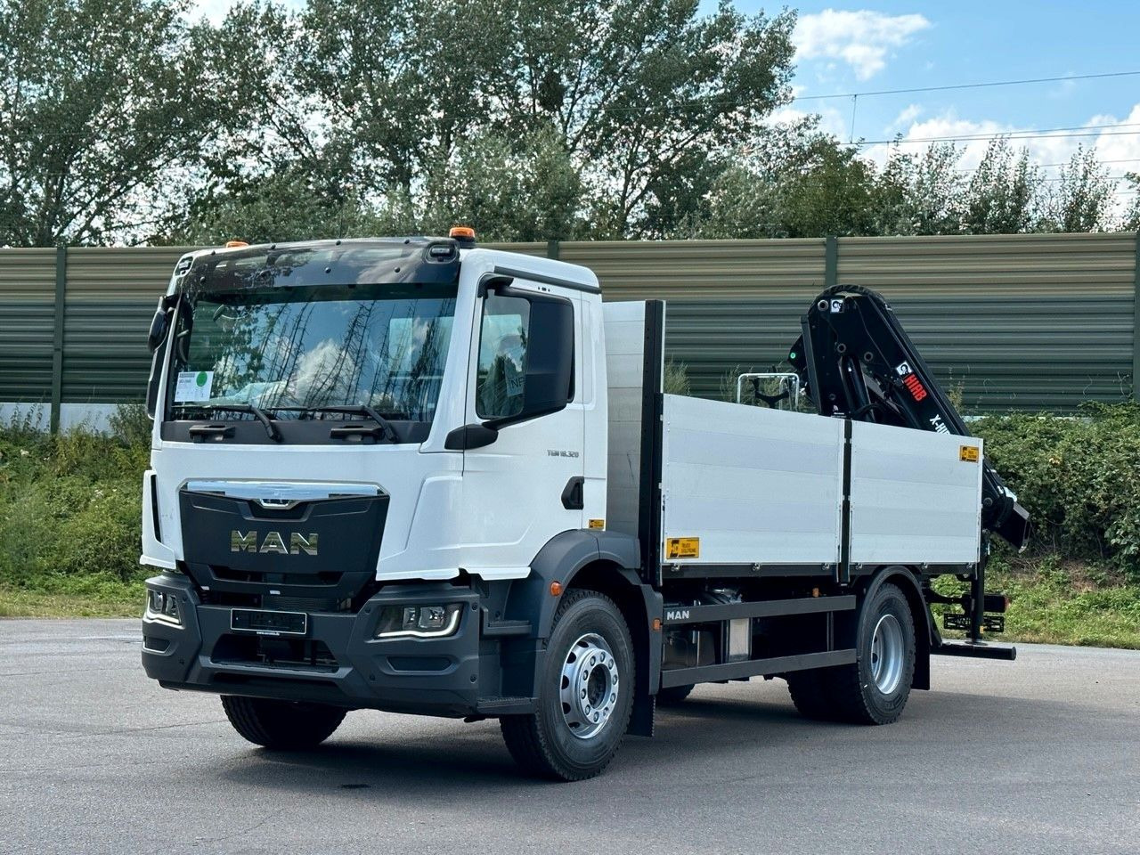 MAN TGM 18.320 4x2 Euro6e Kran Hiab - Камион со кран: слика 1 MAN TGM 18.320 4x2 Euro6e Kran Hiab - Камион со кран: слика 1