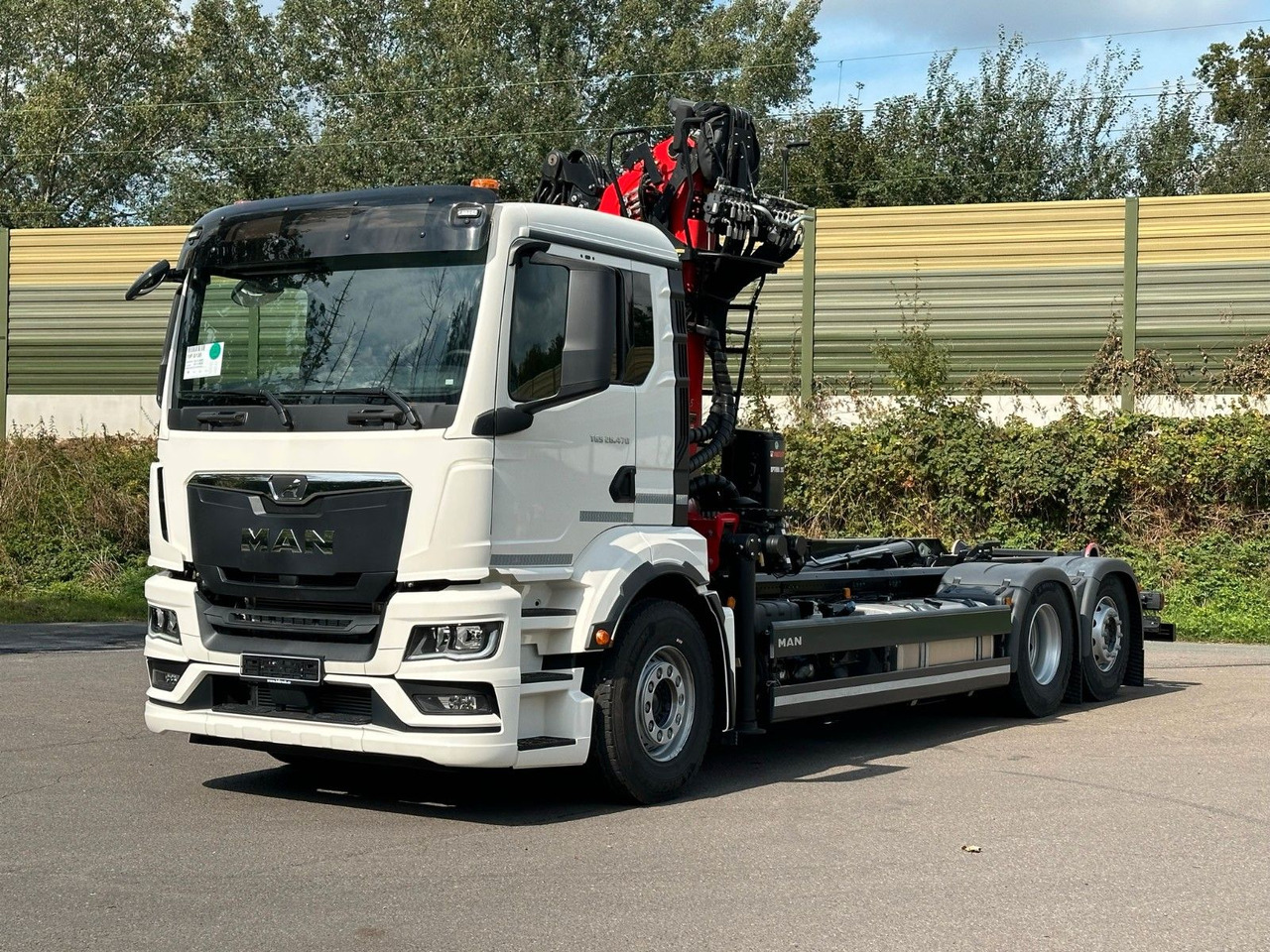 MAN TGS 26.470 6x2 Abrollkipper + Kran EPSILON - Камион со кука за подигање, Камион со кран: слика 3 MAN TGS 26.470 6x2 Abrollkipper + Kran EPSILON - Камион со кука за подигање, Камион со кран: слика 3