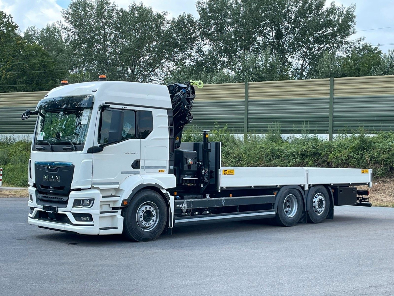 MAN TGS 26.480 / 6X2 Euro6 Retarder HIAB 228 - 6 - Камион со платформа, Камион со кран: слика 2 MAN TGS 26.480 / 6X2 Euro6 Retarder HIAB 228 - 6 - Камион со платформа, Камион со кран: слика 2