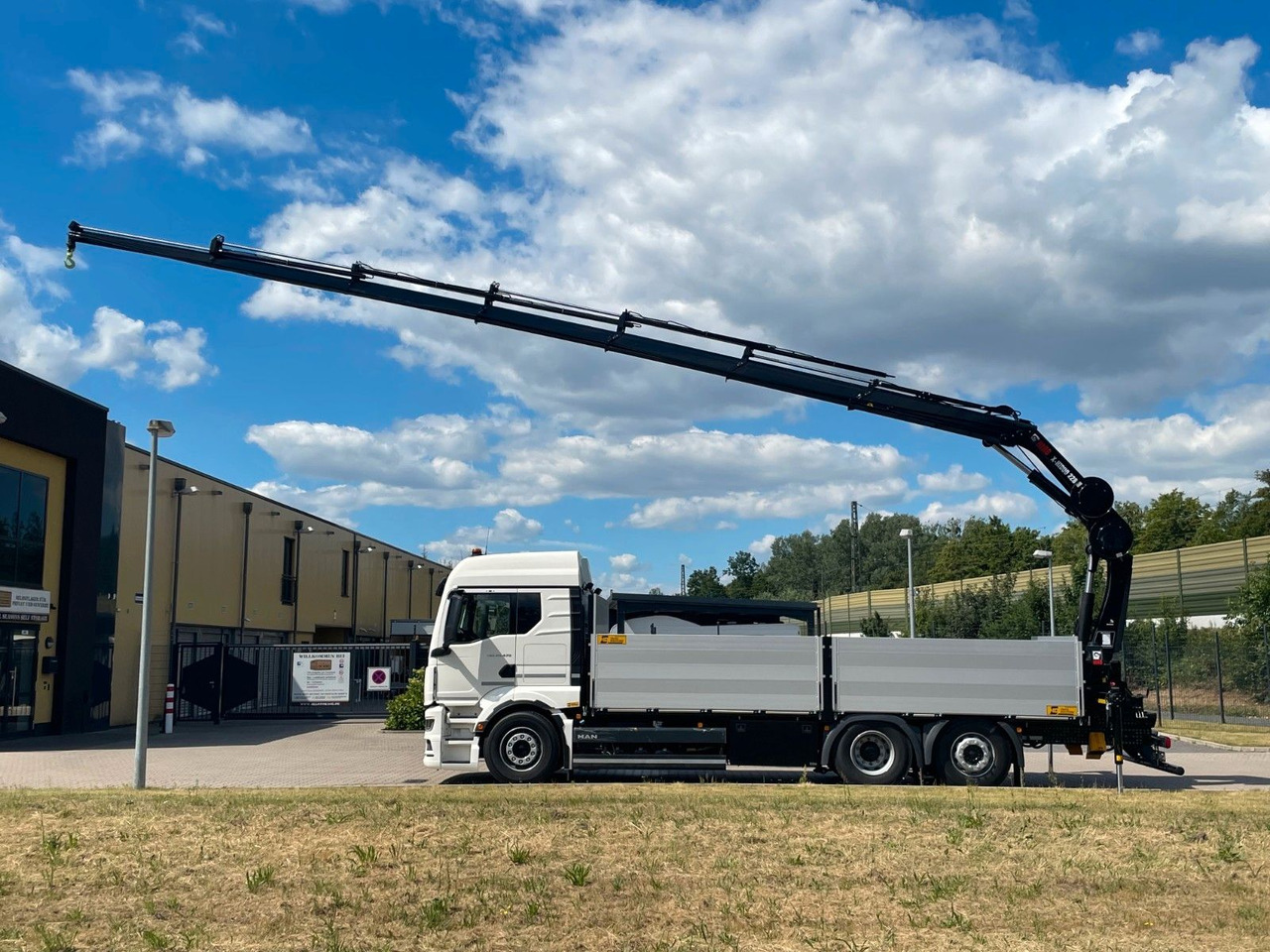 MAN TGS 26.480 /6X2 Euro6 Retarder HIAB 228 - 6 - Камион со кран: слика 2 MAN TGS 26.480 /6X2 Euro6 Retarder HIAB 228 - 6 - Камион со кран: слика 2