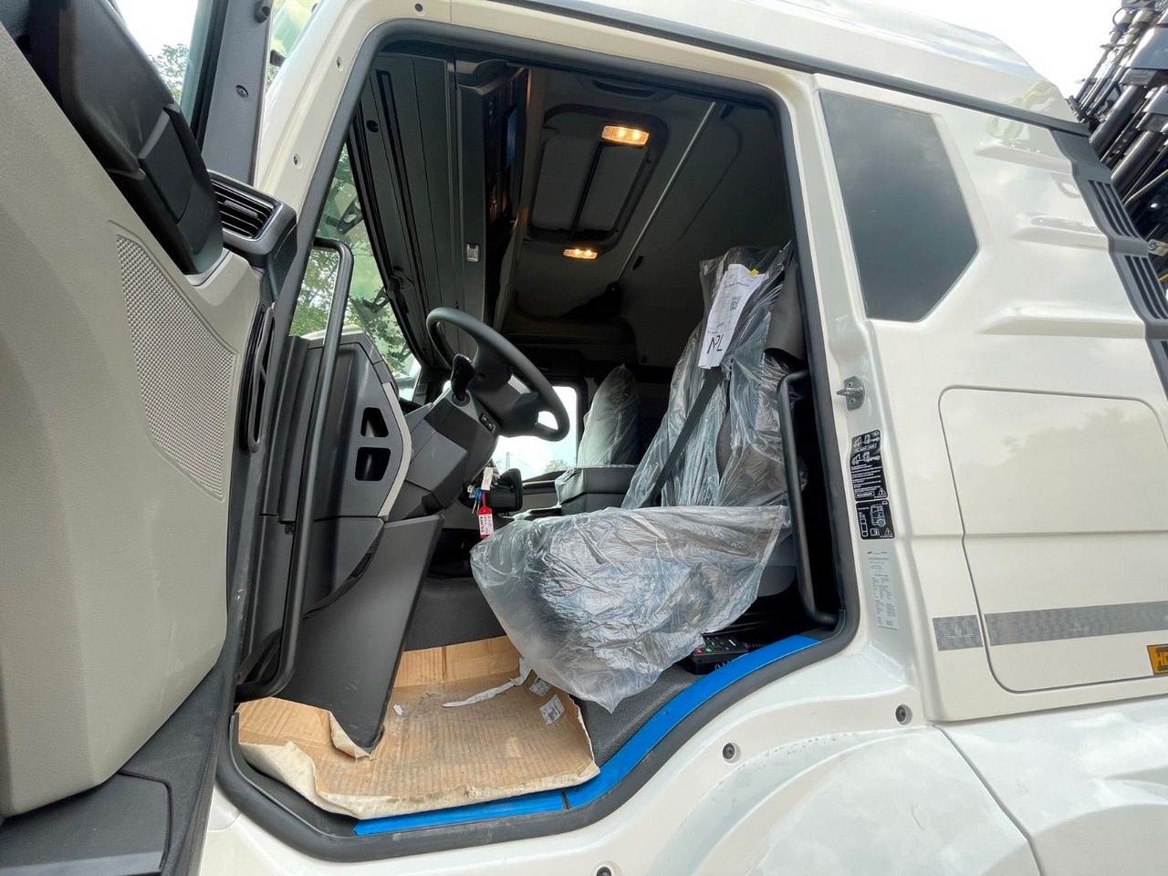 Камион со кран MAN TGS 26.480 /6X2 Euro6 Retarder HIAB 228 - 6: слика 22
