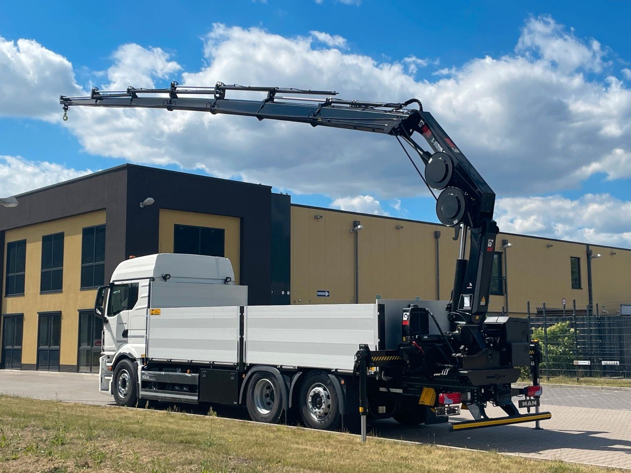 MAN TGS 26.480 /6X2 Euro6 Retarder HIAB 228 - 6 - Камион со кран: слика 3 MAN TGS 26.480 /6X2 Euro6 Retarder HIAB 228 - 6 - Камион со кран: слика 3