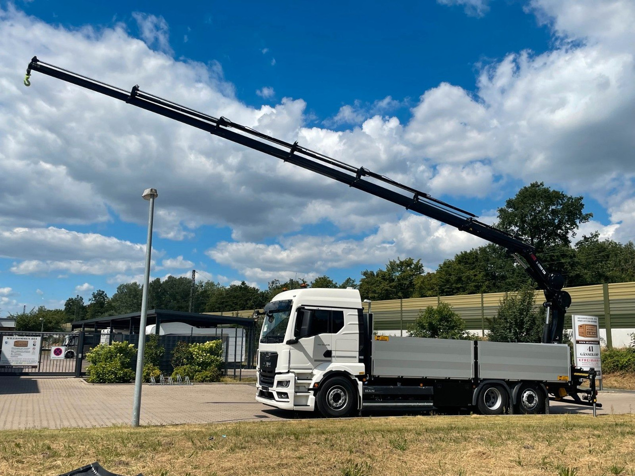 MAN TGS 26.480 /6X2 Euro6 Retarder HIAB 228 - 6 - Камион со кран: слика 1 MAN TGS 26.480 /6X2 Euro6 Retarder HIAB 228 - 6 - Камион со кран: слика 1