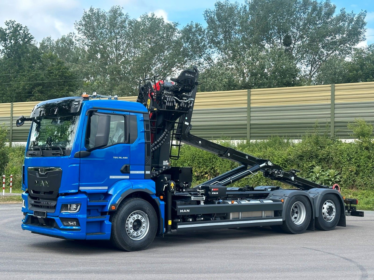 MAN TGS 26.480 6x2 Abrollkipper + Kran EPSILON - Камион со кука за подигање, Камион со кран: слика 3 MAN TGS 26.480 6x2 Abrollkipper + Kran EPSILON - Камион со кука за подигање, Камион со кран: слика 3