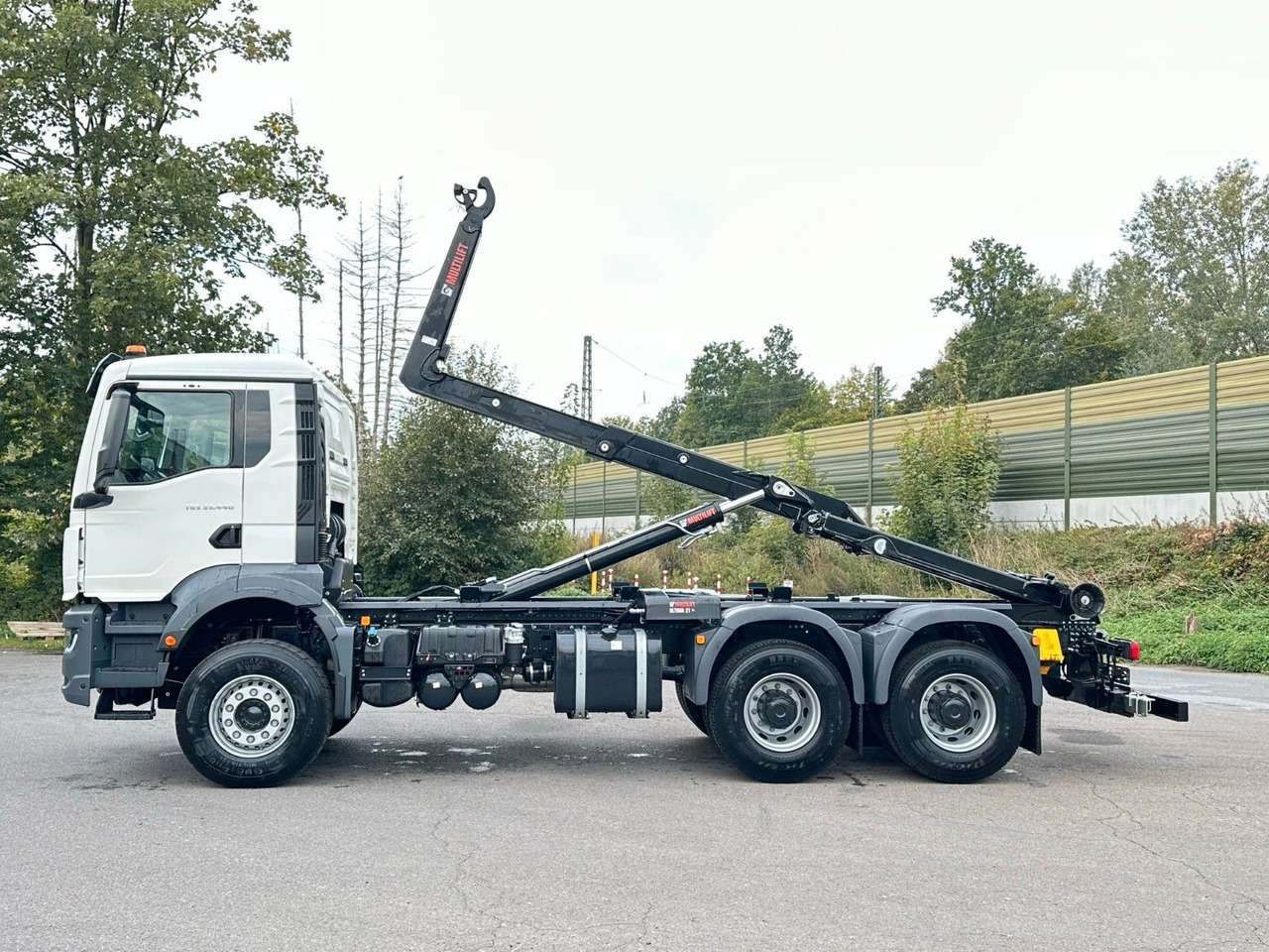 MAN TGS 33.440 6x4 Euro6e MultiLift 21S59 - Камион со кука за подигање, Камион со кран: слика 3 MAN TGS 33.440 6x4 Euro6e MultiLift 21S59 - Камион со кука за подигање, Камион со кран: слика 3