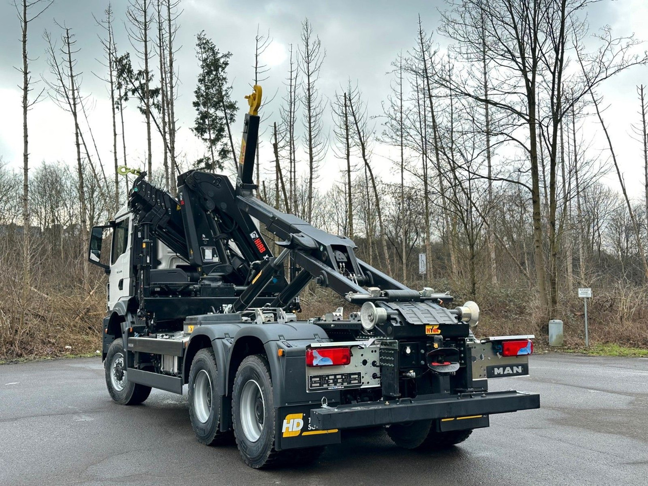 Камион со кука за подигање, Камион со кран MAN TGS 33.440 6x6 BB Abrollkipper+Kran Hiab 228-6: слика 15