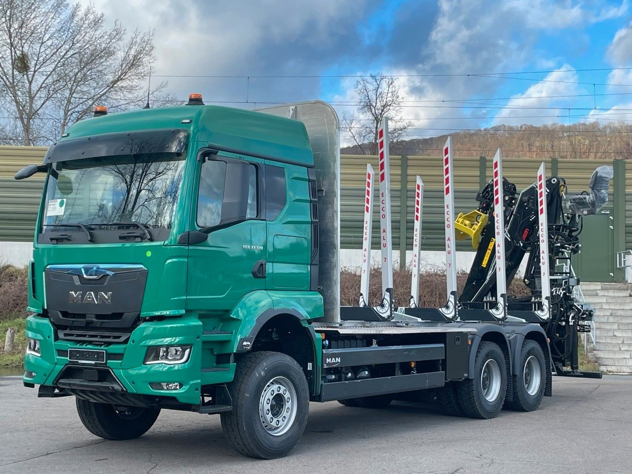 MAN TGS 33.510 6X4 BL Euro6e LogLift 165Z - Камион за дрва, Камион со кран: слика 2 MAN TGS 33.510 6X4 BL Euro6e LogLift 165Z - Камион за дрва, Камион со кран: слика 2