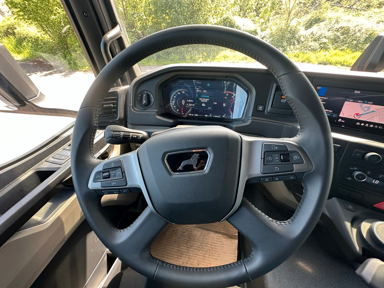 Лизинг на  MAN TGS 33.510 6X4  Euro6e Abrollkipper MULTILIFT MAN TGS 33.510 6X4  Euro6e Abrollkipper MULTILIFT: слика 15