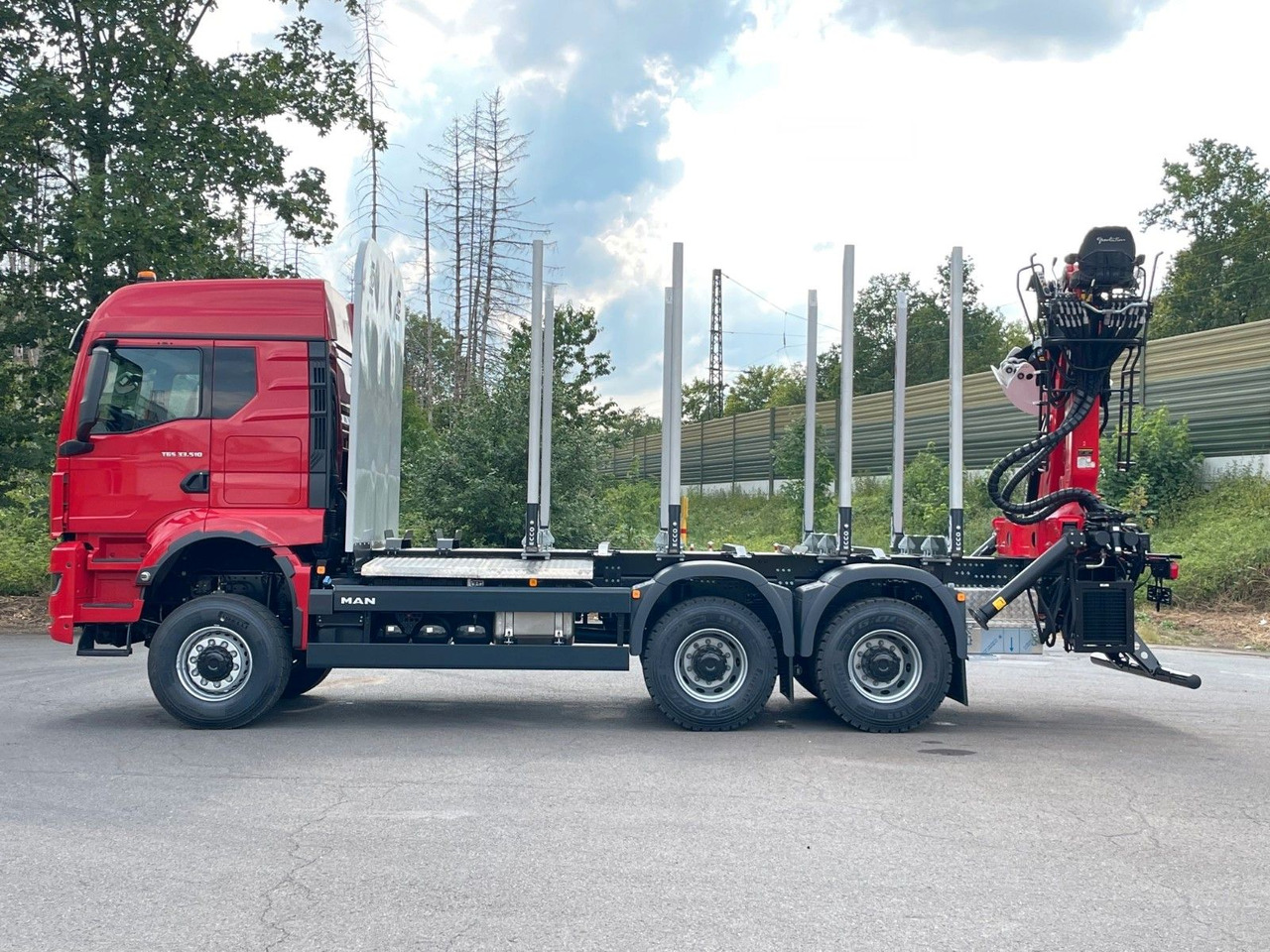 MAN TGS 33.520 6X6 Euro6e Radstand 3900mm EPSILON - Камион за дрва, Камион со кран: слика 3 MAN TGS 33.520 6X6 Euro6e Radstand 3900mm EPSILON - Камион за дрва, Камион со кран: слика 3