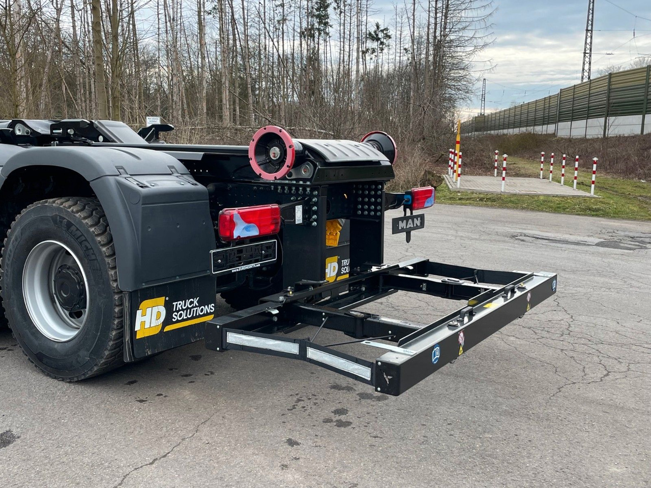 Лизинг на  MAN TGS 35.470 8x4 Euro6e Hiab MultLift Abrollkipper MAN TGS 35.470 8x4 Euro6e Hiab MultLift Abrollkipper: слика 10