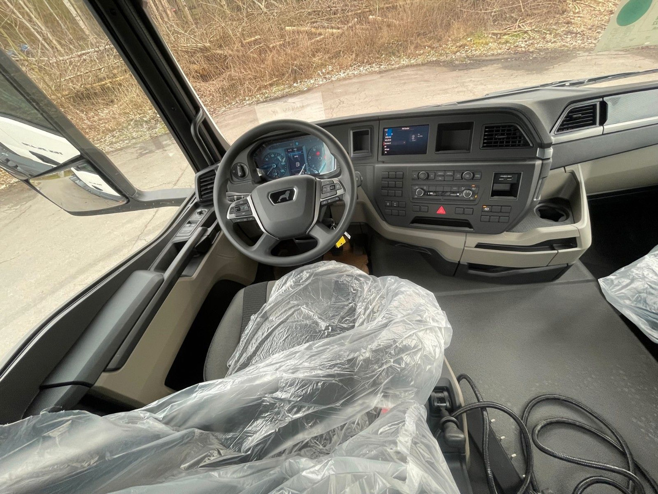 Лизинг на  MAN TGS 35.470 8x4 Euro6e Hiab MultLift Abrollkipper MAN TGS 35.470 8x4 Euro6e Hiab MultLift Abrollkipper: слика 15