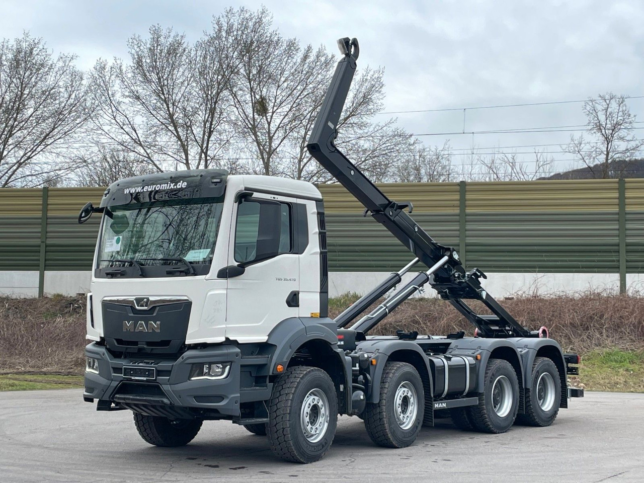 MAN TGS 35.480 8x4 Euro6e Hiab MultLift Abrollkipper - Камион со кука за подигање, Камион со кран: слика 3 MAN TGS 35.480 8x4 Euro6e Hiab MultLift Abrollkipper - Камион со кука за подигање, Камион со кран: слика 3