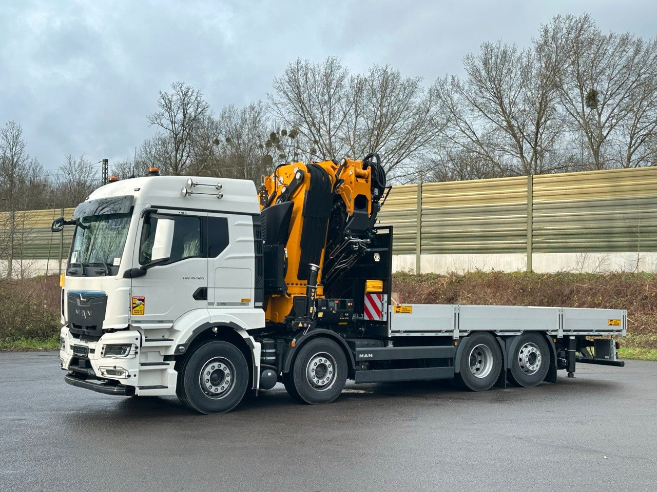 MAN TGS 35.520 8X2 Hiab EFFER 955-8s +Jib 6s - Камион со кран: слика 4 MAN TGS 35.520 8X2 Hiab EFFER 955-8s +Jib 6s - Камион со кран: слика 4