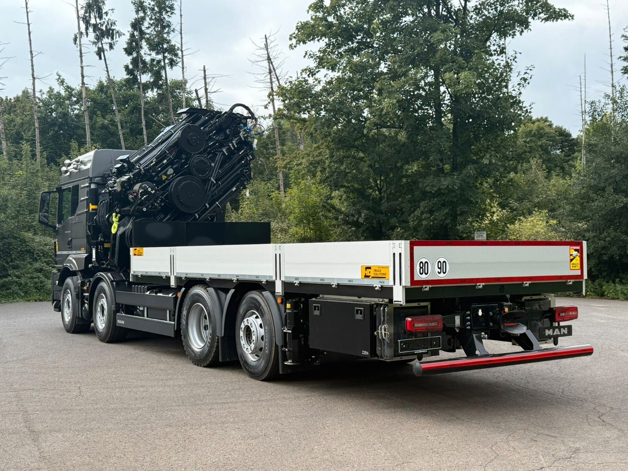 MAN TGS 35.520 8x2 BL HIAB X-HiPro858E-8 & Jib150x-6 - Камион со кран: слика 4 MAN TGS 35.520 8x2 BL HIAB X-HiPro858E-8 & Jib150x-6 - Камион со кран: слика 4