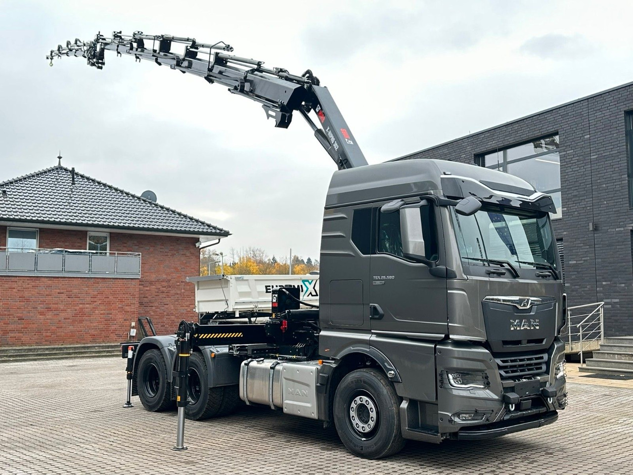 MAN TGX 26.580 6x4 Kran Hiab 302-6 + Jib-4 - Камион со кран: слика 5 MAN TGX 26.580 6x4 Kran Hiab 302-6 + Jib-4 - Камион со кран: слика 5