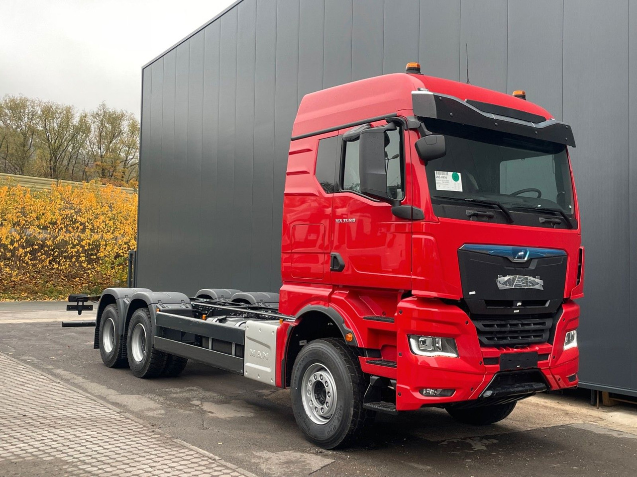 MAN TGX 33.510 6X4 BL - Камион со кабинска шасија: слика 1 MAN TGX 33.510 6X4 BL - Камион со кабинска шасија: слика 1