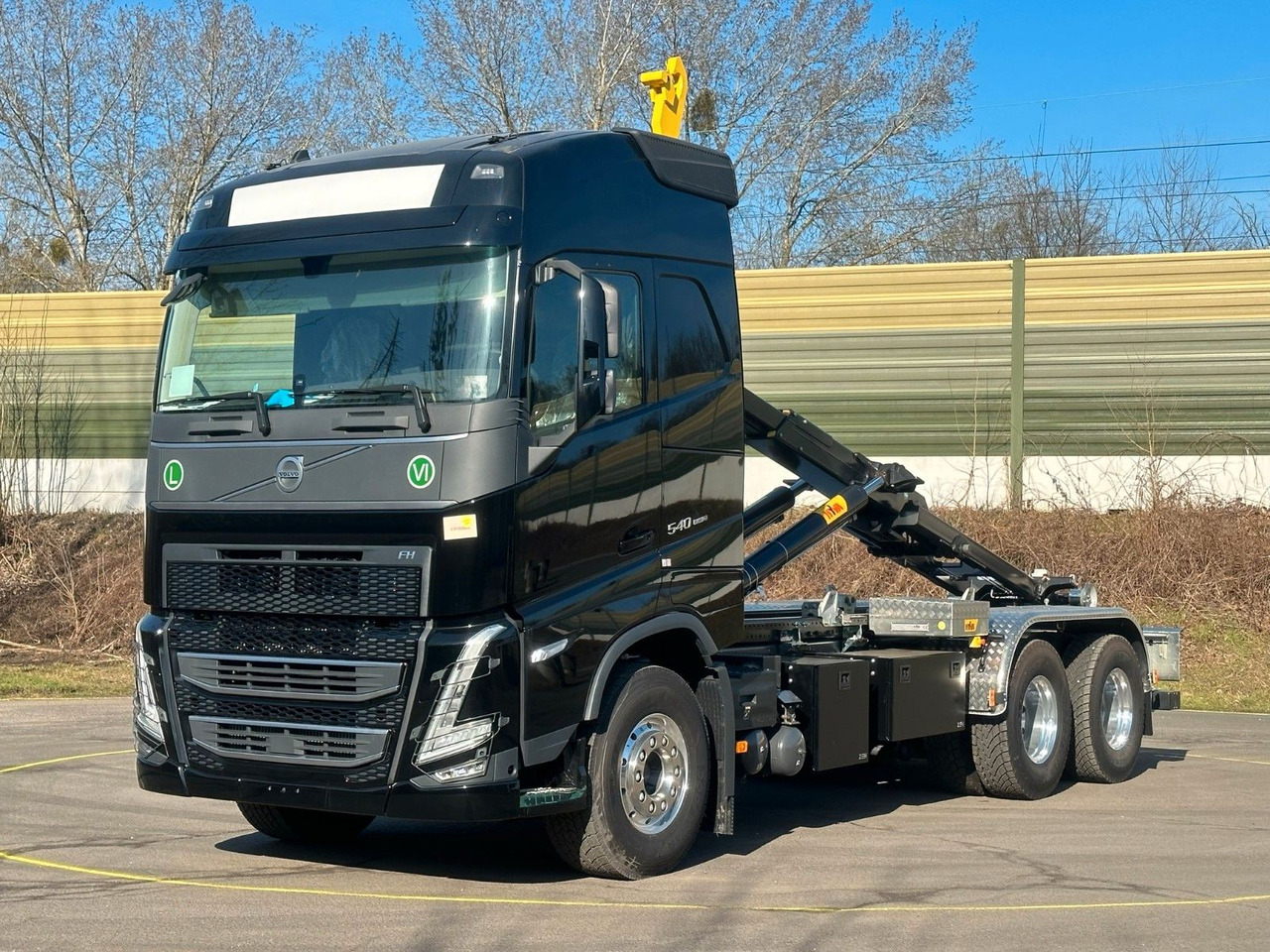 Volvo FH 540 6x4 Abrollkipper Hyva 20-60 - Камион со кука за подигање, Камион со кран: слика 2 Volvo FH 540 6x4 Abrollkipper Hyva 20-60 - Камион со кука за подигање, Камион со кран: слика 2