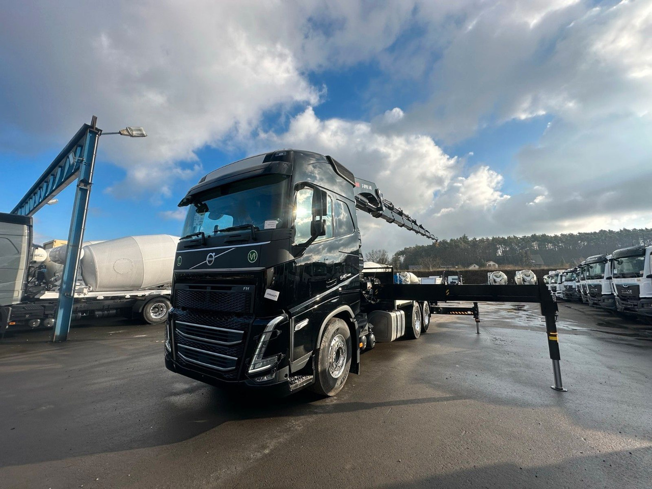 Volvo FH 540 6x4 Euro6e HIAB X-HIPRO 548 E 8 - Камион со платформа, Камион со кран: слика 4 Volvo FH 540 6x4 Euro6e HIAB X-HIPRO 548 E 8 - Камион со платформа, Камион со кран: слика 4