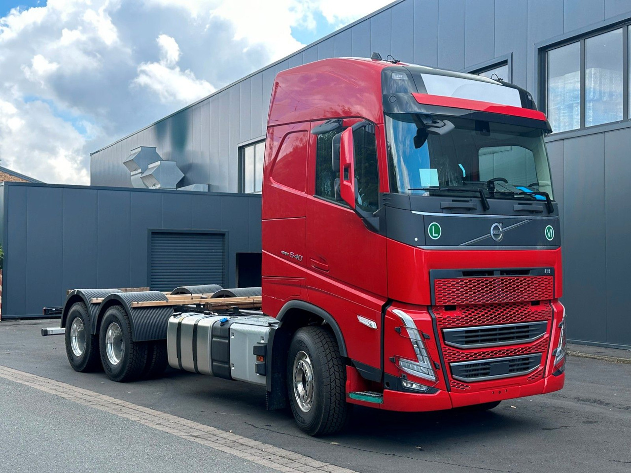 Volvo FH 540 6x4 - Камион со кабинска шасија: слика 3 Volvo FH 540 6x4 - Камион со кабинска шасија: слика 3