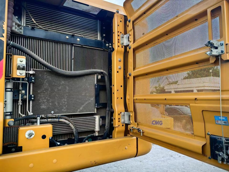 CAT 320 - Багер гасеничар: слика 4 CAT 320 - Багер гасеничар: слика 4