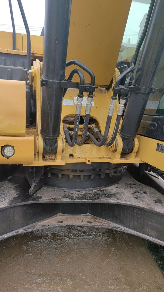 Good Sale USED Excavator Cat CAT 320 20 Ton Mini Excavator China Makes Carter Excavators - Багер гасеничар: слика 5 Good Sale USED Excavator Cat CAT 320 20 Ton Mini Excavator China Makes Carter Excavators - Багер гасеничар: слика 5
