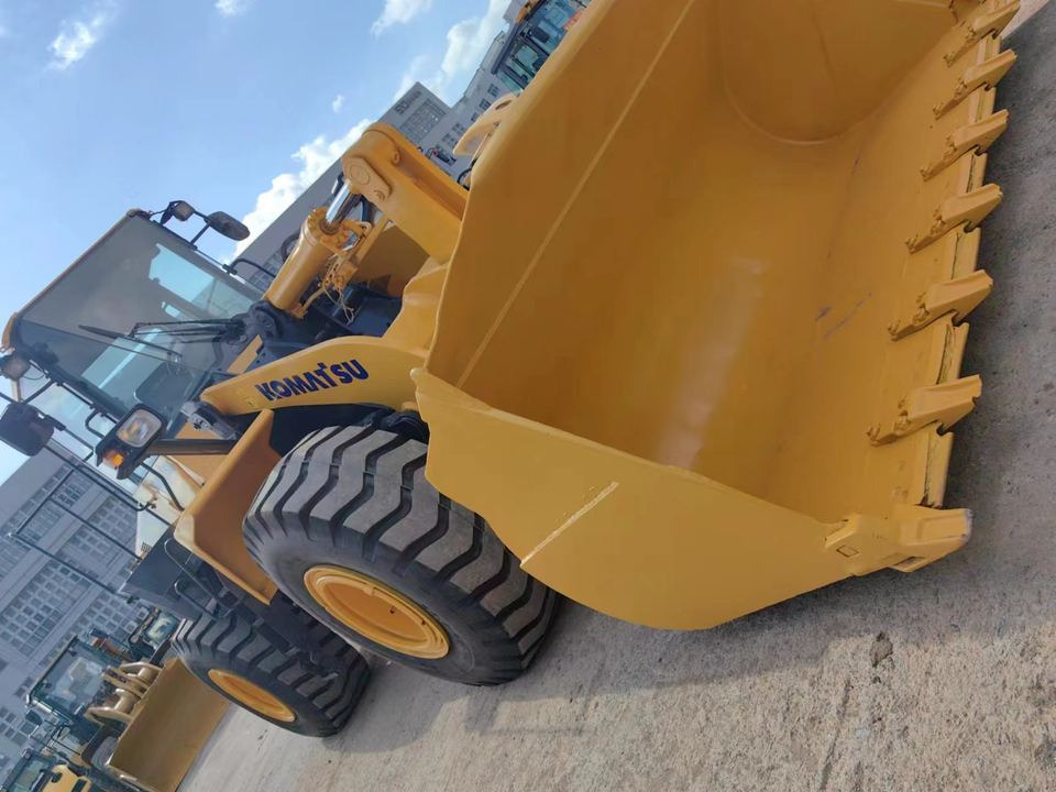 Hot Sale Used Komatsu WA380-6 Wheel Loader Backhoe Loader with Excellent Front Loading Feature - Натоварувач на тркала: слика 3 Hot Sale Used Komatsu WA380-6 Wheel Loader Backhoe Loader with Excellent Front Loading Feature - Натоварувач на тркала: слика 3