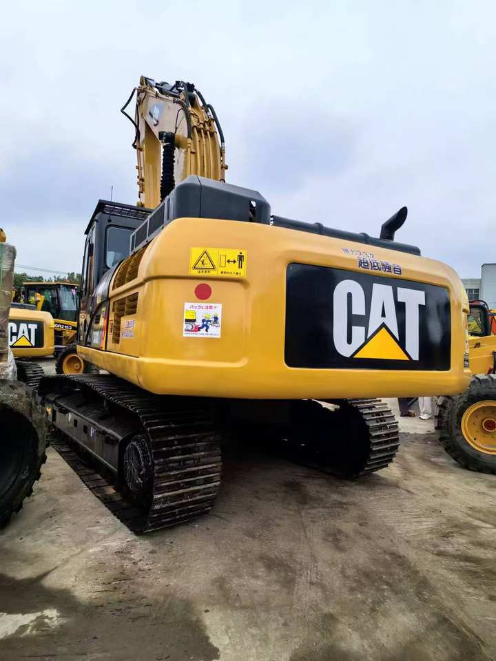 Low Price Used Caterpillar CAT 330D2L Excavators 33 TON 1.5M³ Bucket Capacity CN 2022 Machinery Test Report Track Shoes Included - Багер гасеничар: слика 2 Low Price Used Caterpillar CAT 330D2L Excavators 33 TON 1.5M³ Bucket Capacity CN 2022 Machinery Test Report Track Shoes Included - Багер гасеничар: слика 2