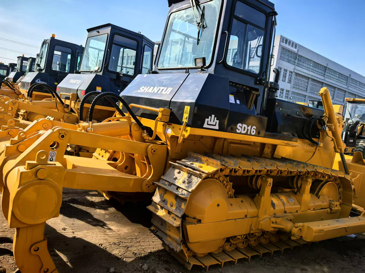 SHANTUI SD16 - Булдожер: слика 2 SHANTUI SD16 - Булдожер: слика 2