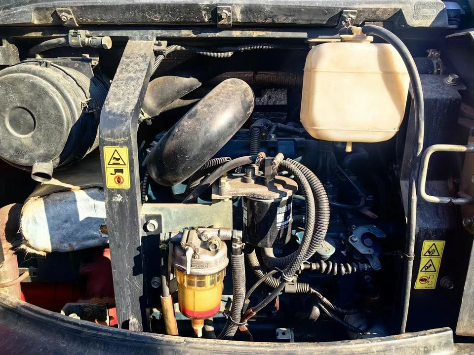 Used komatsu Pc35 Pc40 Pc55 Pc56,komatsu Mini Excavators Pc30 Pc15 Pc20 ,pc35 Pc40 Japan Import High Quality - Багер гасеничар: слика 4 Used komatsu Pc35 Pc40 Pc55 Pc56,komatsu Mini Excavators Pc30 Pc15 Pc20 ,pc35 Pc40 Japan Import High Quality - Багер гасеничар: слика 4