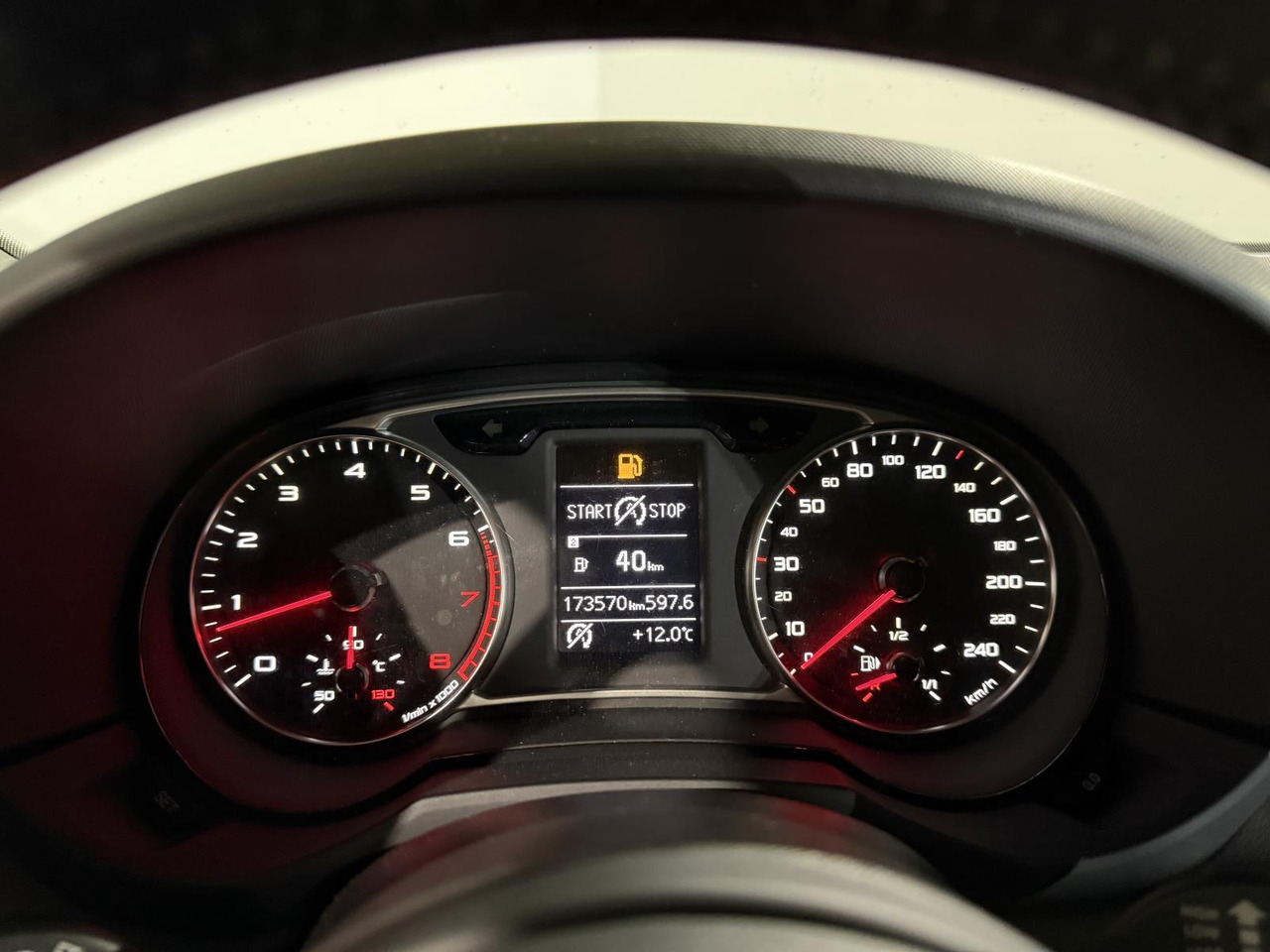 Audi | A1 | 1.2 TFSI Ambition Pro Line | 2011 | 173.570 km | 38PBP4 | Logisch - Хечбек: слика 5 Audi | A1 | 1.2 TFSI Ambition Pro Line | 2011 | 173.570 km | 38PBP4 | Logisch - Хечбек: слика 5