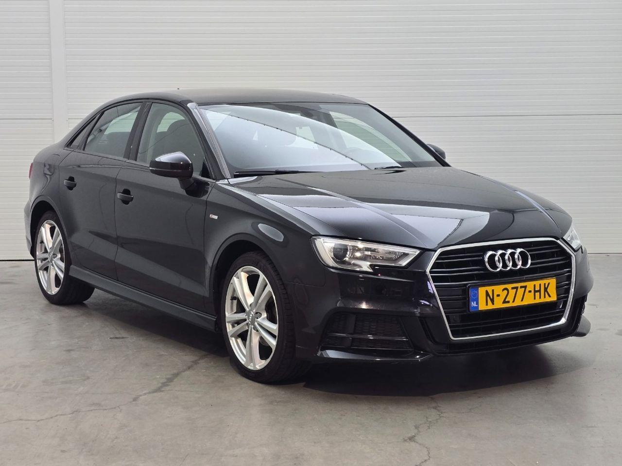 Audi A3 Limousine 1.5 TFSI CoD Sport | 2018 | 147.993 km | Automaat | N277HK | NAP: Geen oordeel - Седан: слика 2 Audi A3 Limousine 1.5 TFSI CoD Sport | 2018 | 147.993 km | Automaat | N277HK | NAP: Geen oordeel - Седан: слика 2