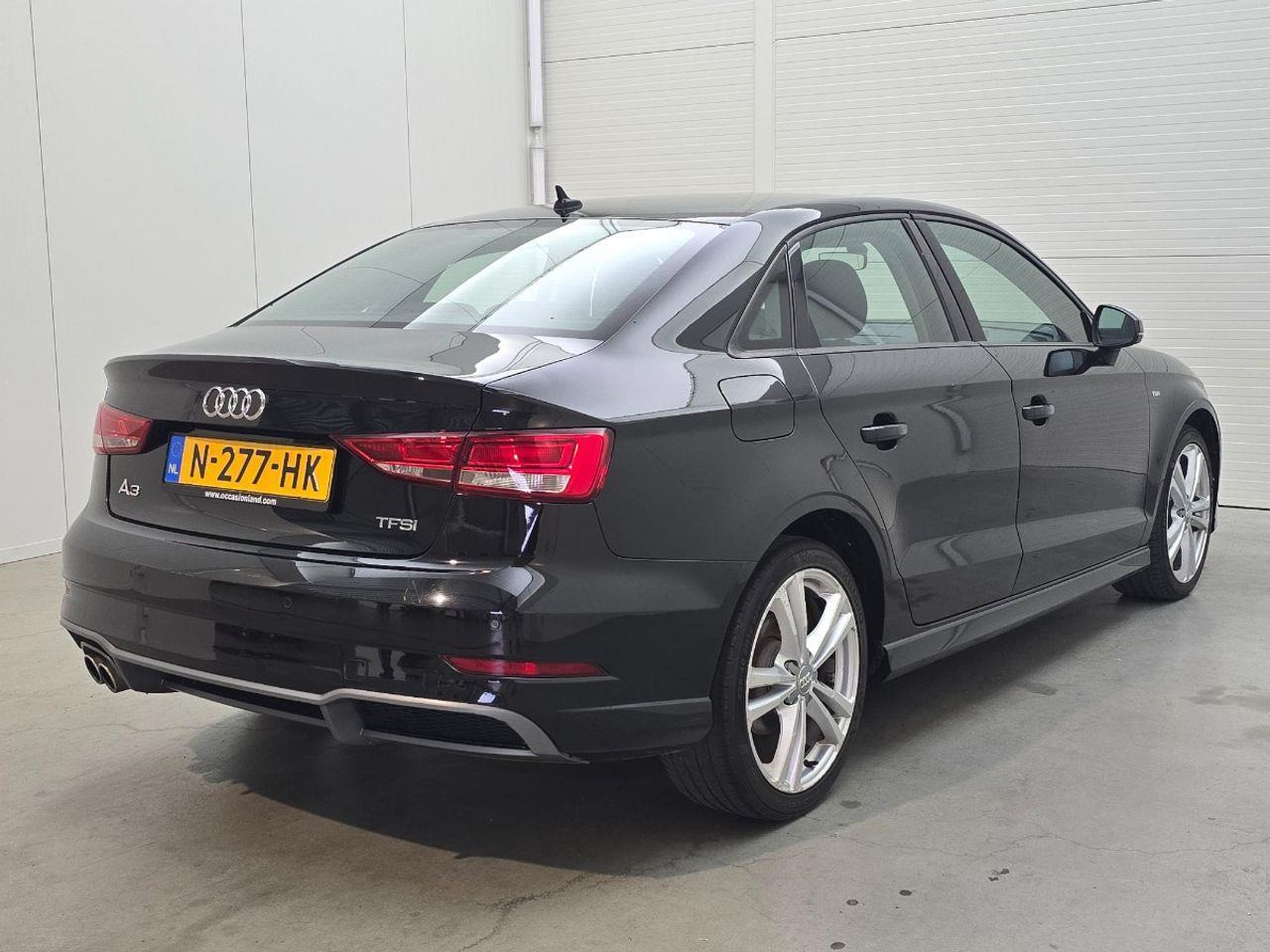 Audi A3 Limousine 1.5 TFSI CoD Sport | 2018 | 147.993 km | Automaat | N277HK | NAP: Geen oordeel - Седан: слика 4 Audi A3 Limousine 1.5 TFSI CoD Sport | 2018 | 147.993 km | Automaat | N277HK | NAP: Geen oordeel - Седан: слика 4