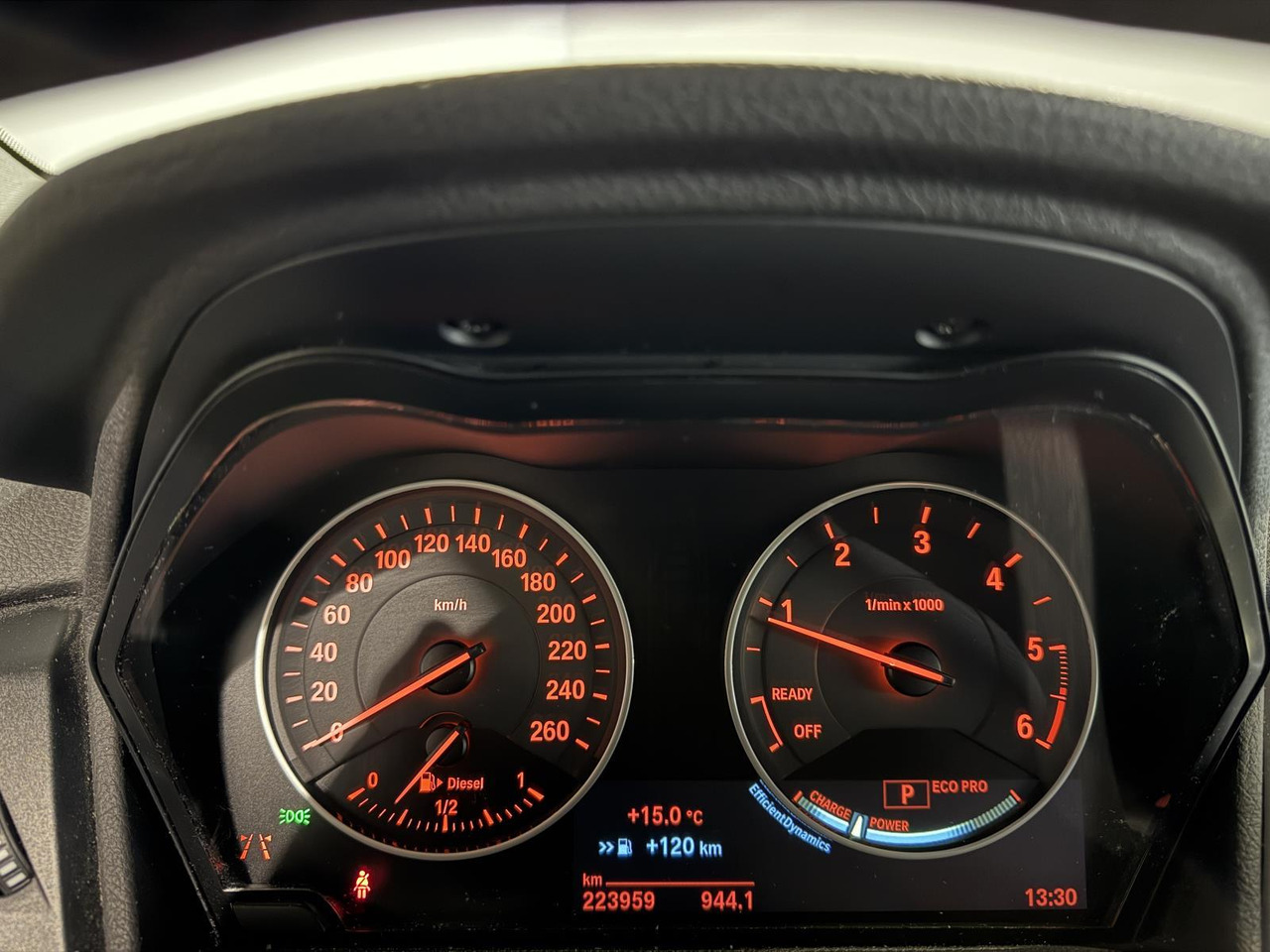 BMW | 2-serie Active Tourer | 218d Corporate Lease Luxury | 2015 | 223.959 km | HG351B | Logisch - Автомобил: слика 4 BMW | 2-serie Active Tourer | 218d Corporate Lease Luxury | 2015 | 223.959 km | HG351B | Logisch - Автомобил: слика 4