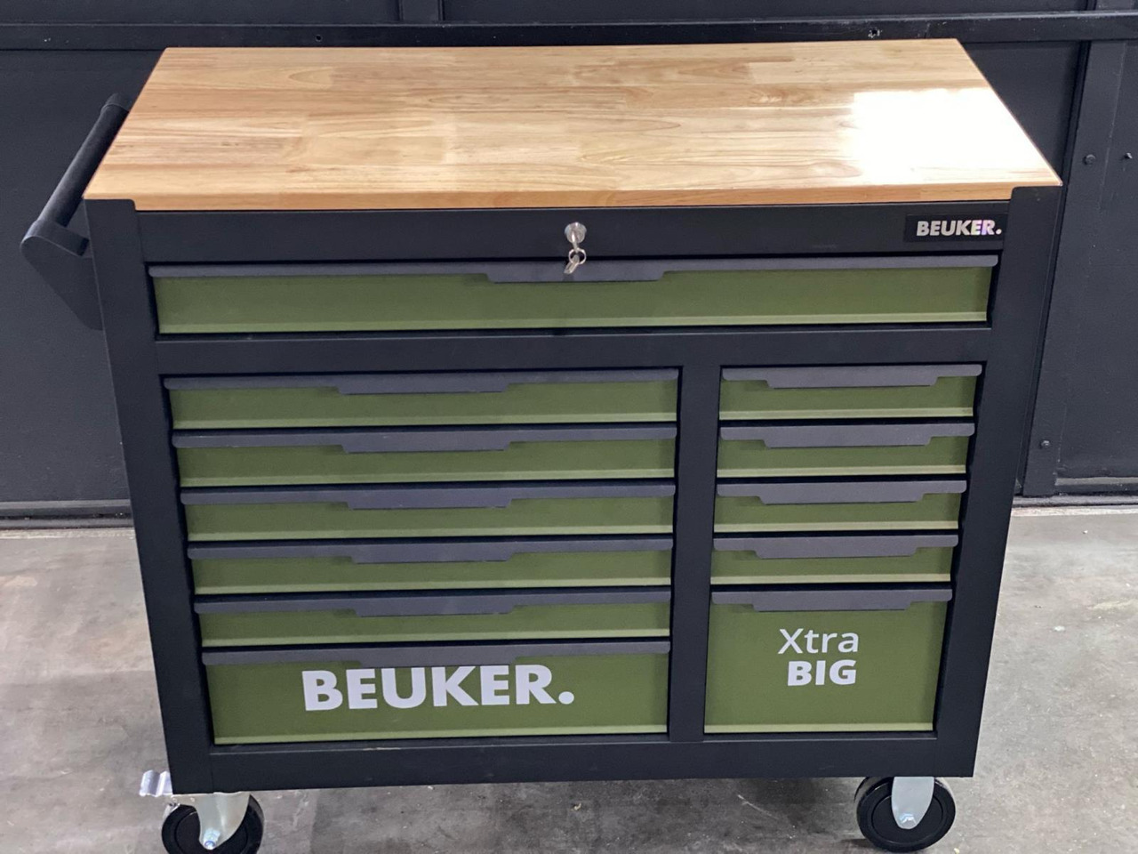 Beuker Xtra Big Gereedschapskist Nieuw - Опрема за работилница: слика 1 Beuker Xtra Big Gereedschapskist Nieuw - Опрема за работилница: слика 1