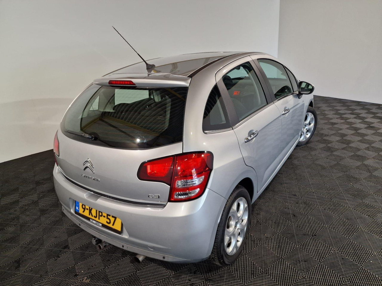 Citroen C3 1.6 Vti 9-KJP-57 193.593 km - Автомобил: слика 4 Citroen C3 1.6 Vti 9-KJP-57 193.593 km - Автомобил: слика 4