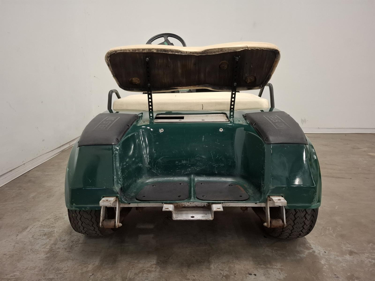ClubCar DS 2 seater (1) A9747-622827 - Количка за голф: слика 2 ClubCar DS 2 seater (1) A9747-622827 - Количка за голф: слика 2