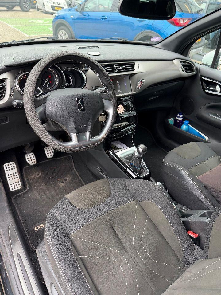 DS 3 1.2 PureTech So Chic | 2018 | 131.220 km | TB144S | NAP: Logisch - Хечбек: слика 5 DS 3 1.2 PureTech So Chic | 2018 | 131.220 km | TB144S | NAP: Logisch - Хечбек: слика 5