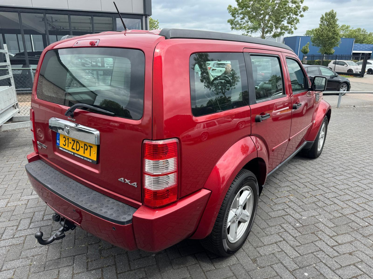 Dodge Nitro 3.7 V6 SXT | 2008 | 209.339 km | 31-ZD-PT - SUV: слика 3 Dodge Nitro 3.7 V6 SXT | 2008 | 209.339 km | 31-ZD-PT - SUV: слика 3