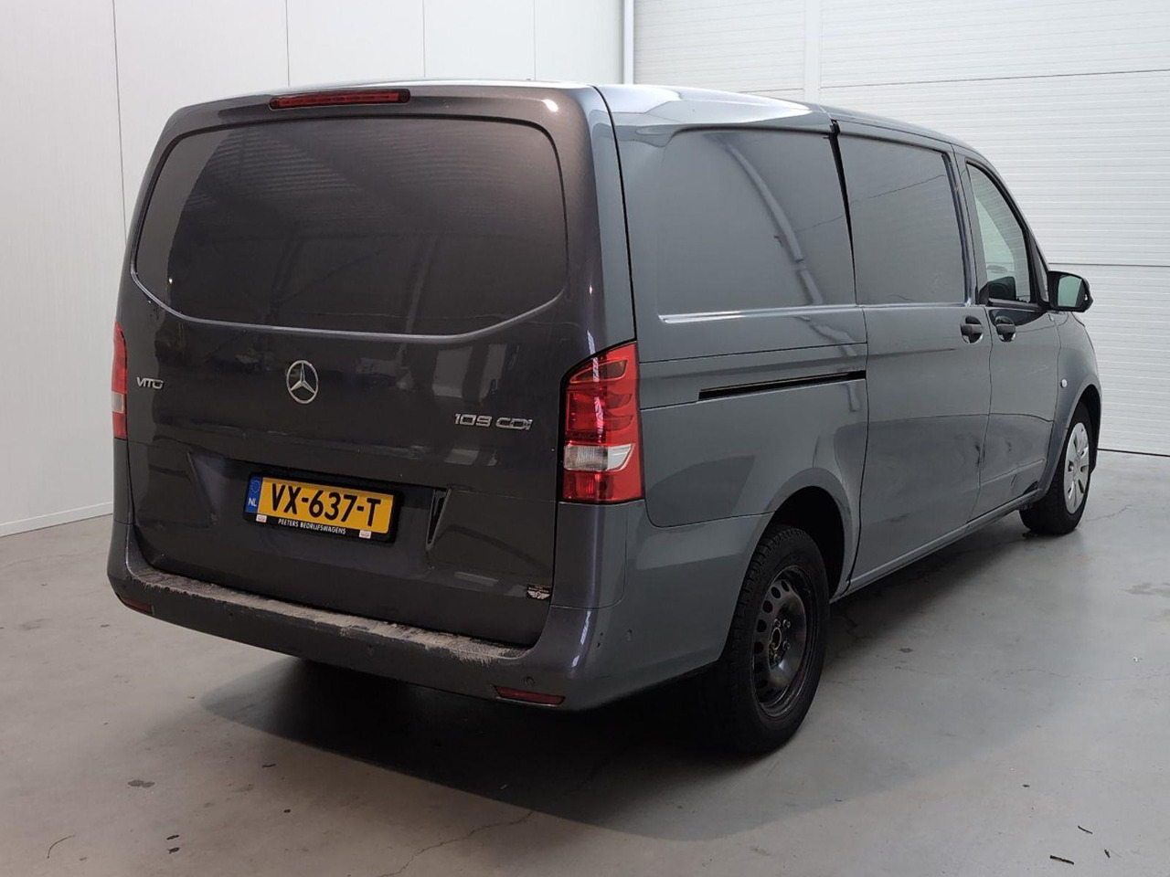 Mercedes-Benz Vito 109 CDI Lang | 2016 | 196.064 km | VX637T | NAP: Logisch - Друга машина: слика 4 Mercedes-Benz Vito 109 CDI Lang | 2016 | 196.064 km | VX637T | NAP: Logisch - Друга машина: слика 4
