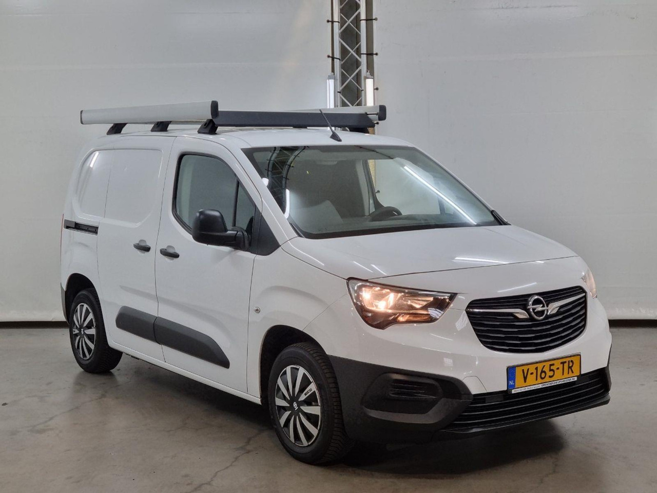 Opel Combo 1.6D L1H1 Edition | 2018 | 163.018 km | V165TR | NAP: Logisch - Друга машина: слика 2 Opel Combo 1.6D L1H1 Edition | 2018 | 163.018 km | V165TR | NAP: Logisch - Друга машина: слика 2