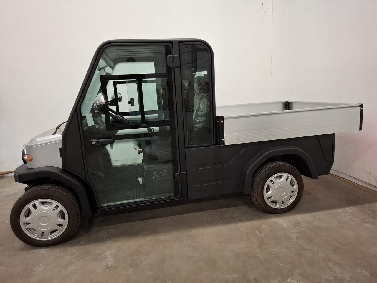 Elvtong Selvo S2. DCH + Kipper Open Cargo Box 1009461 - Електрично комунално возило: слика 3 Elvtong Selvo S2. DCH + Kipper Open Cargo Box 1009461 - Електрично комунално возило: слика 3
