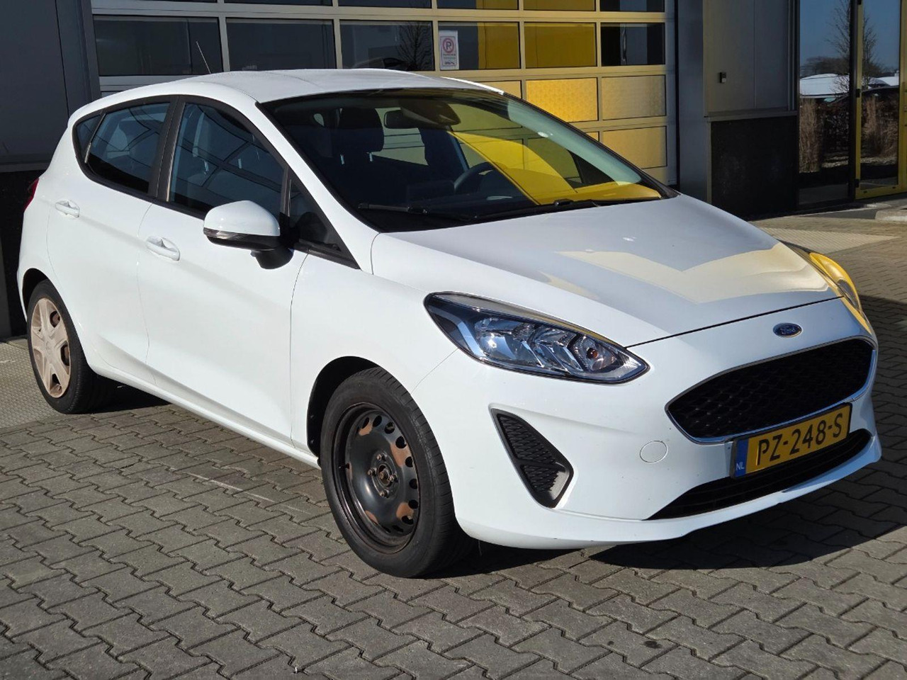 Ford Fiesta 1.1 Trend | 2017 | 145.164 km | PZ248S | NAP: Logisch - Хечбек: слика 2 Ford Fiesta 1.1 Trend | 2017 | 145.164 km | PZ248S | NAP: Logisch - Хечбек: слика 2