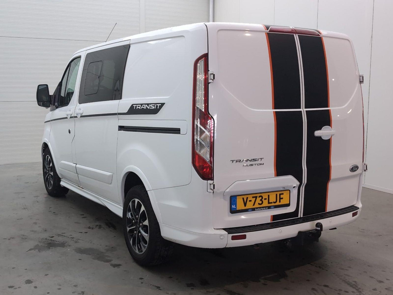 Ford Transit Custom 320 2.0 TDCI L1H1 Sport DC | 2020 | 103.602 km | Automaat | V73LJF | NAP: Geen oordeel - Комби со двојна кабина: слика 3 Ford Transit Custom 320 2.0 TDCI L1H1 Sport DC | 2020 | 103.602 km | Automaat | V73LJF | NAP: Geen oordeel - Комби со двојна кабина: слика 3