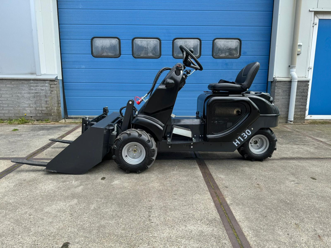 Heracles H130 Mini Shovel Nieuw - Опрема за работилница: слика 2 Heracles H130 Mini Shovel Nieuw - Опрема за работилница: слика 2