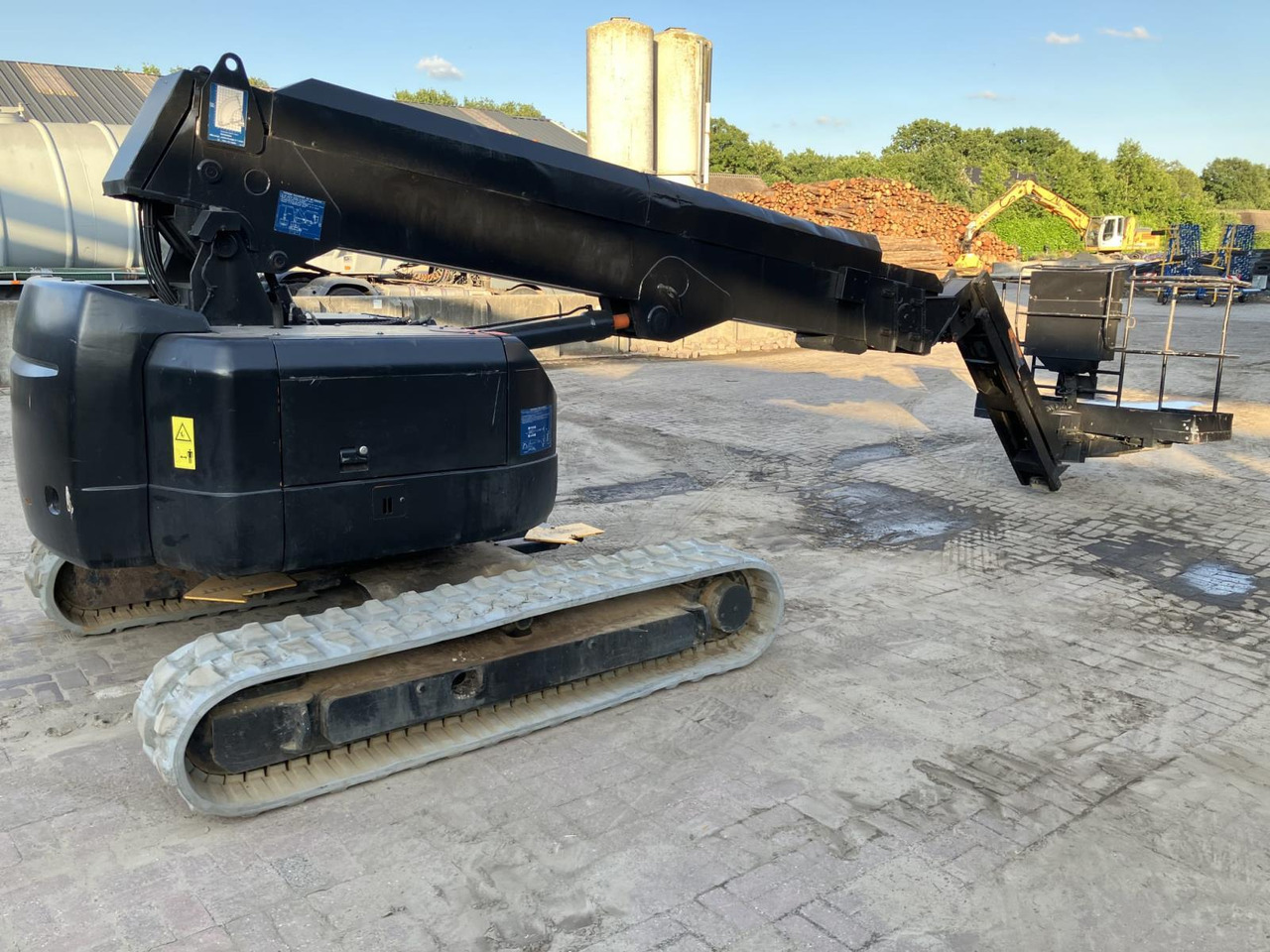 Hitachi HX140b-2 Telescopische Hoogwerker 14m - Дигачка платформа: слика 2 Hitachi HX140b-2 Telescopische Hoogwerker 14m - Дигачка платформа: слика 2