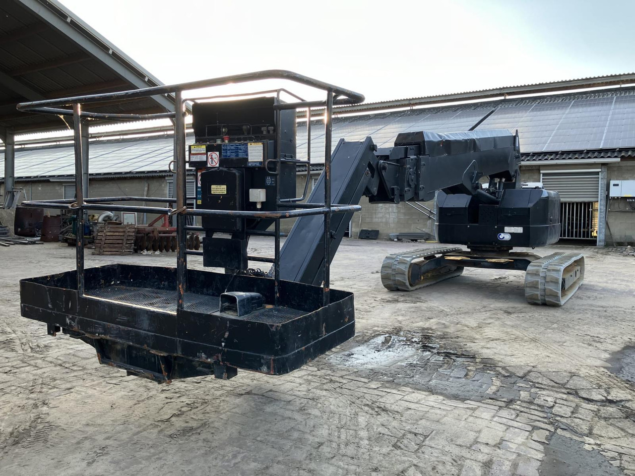 Hitachi HX140b-2 Telescopische Hoogwerker 14m - Дигачка платформа: слика 1 Hitachi HX140b-2 Telescopische Hoogwerker 14m - Дигачка платформа: слика 1