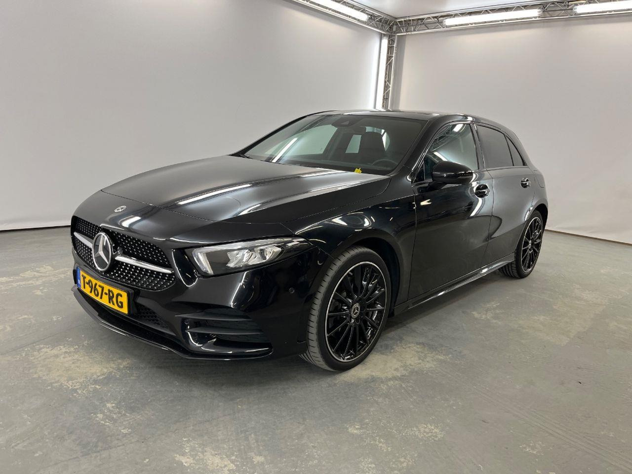 Mercedes - Benz A - klasse 250 e Business Line | 2022 | 26.677 km | Automaat | T967RG | NAP: Geen oordeel - Хечбек: слика 1 Mercedes - Benz A - klasse 250 e Business Line | 2022 | 26.677 km | Automaat | T967RG | NAP: Geen oordeel - Хечбек: слика 1
